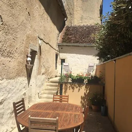 Chateau De Villeneuve Saint-Pardoux (Puy-de-Dome)