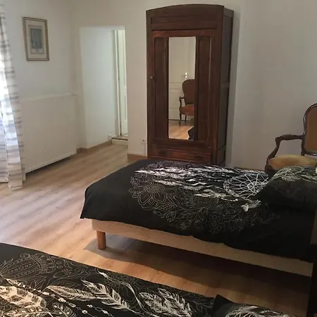 Apartment Logement Chateau De Villeneuve